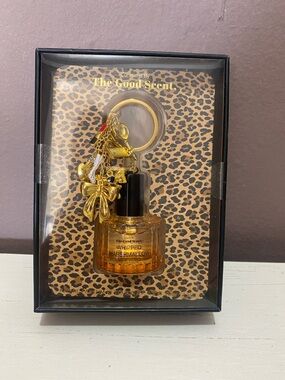 Whipped Masrhallow The Scented Club Roller Perfume  Keychain Bag Charm